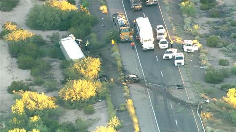 Truck_Accident_Closes_Freeway_Casa_Grande_AZ_10_23_14