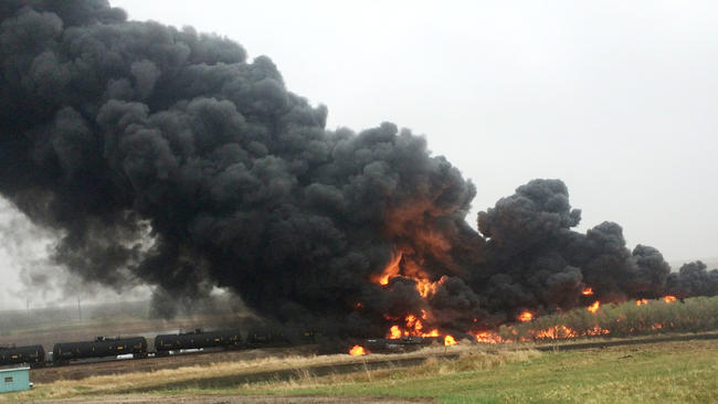 North_Dakota_Train_Derailment_5_6_15
