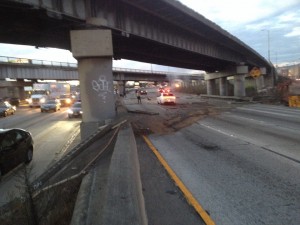 Fence_Falls_On_Highway_880_In_Oakland_10_20_15